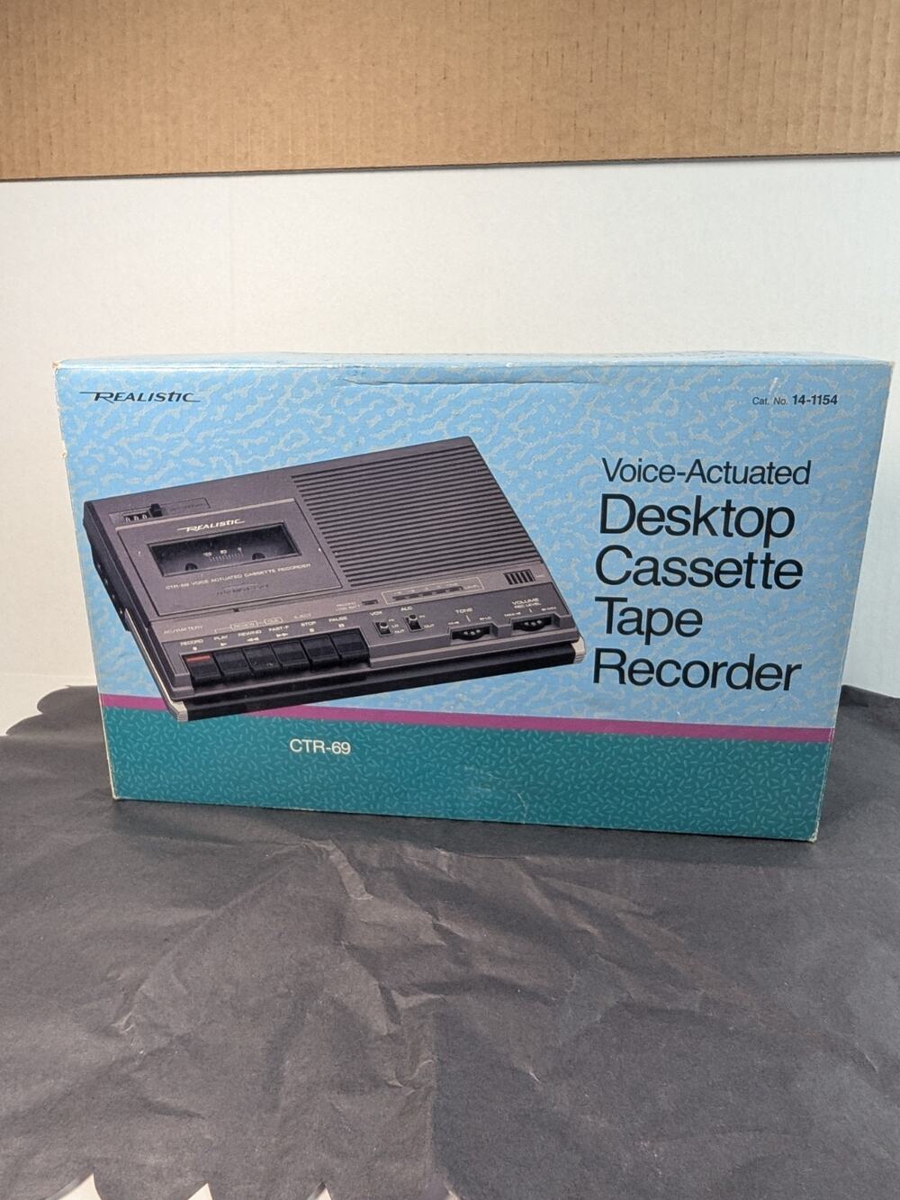 Vintage Realistic CTR-69 Voice Activated Desktop Cassette Recorder 14-1154 Box